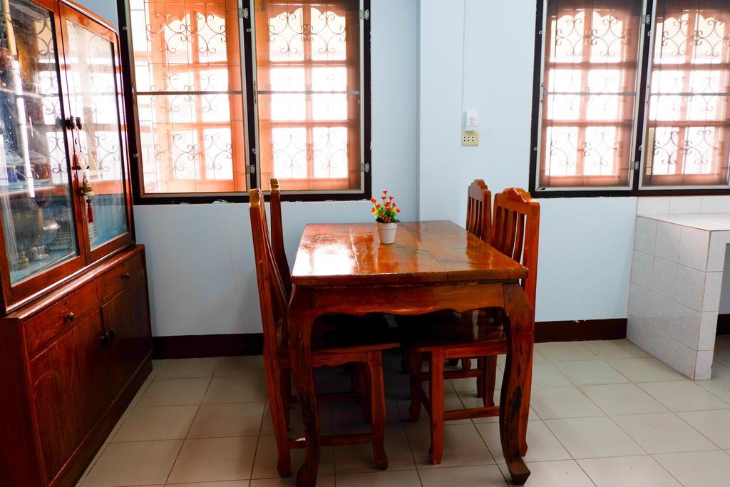 Ban Yenjid Hotel Ayutthaya Eksteriør billede