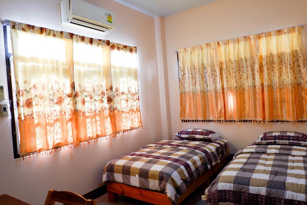 Ban Yenjid Hotel Ayutthaya Eksteriør billede